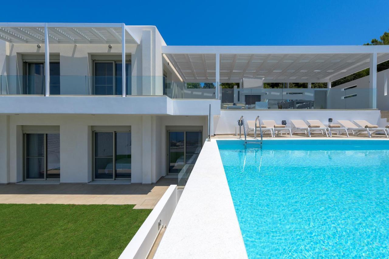 Villa Dione In Pefkos, Lindos Area 外观 照片