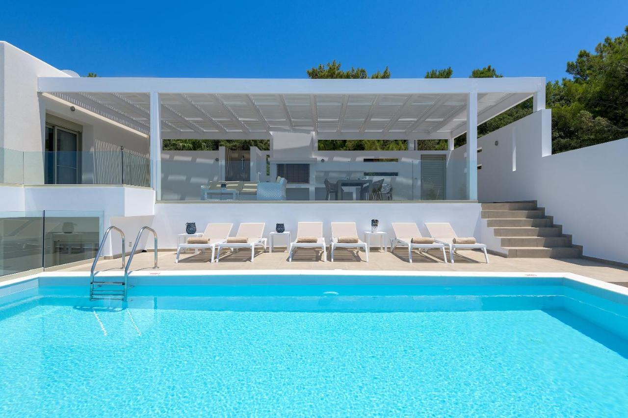 Villa Dione In Pefkos, Lindos Area 外观 照片