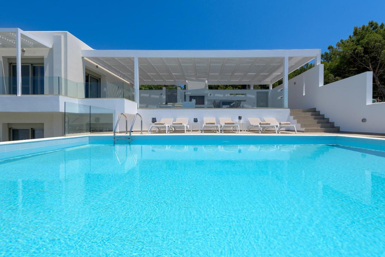 Villa Dione In Pefkos, Lindos Area 外观 照片